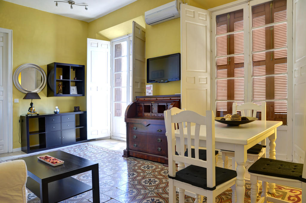 Apartamentos Gold Malaga Phòng bức ảnh