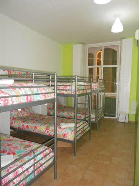 Apartamentos Gold Malaga Ngoại thất bức ảnh